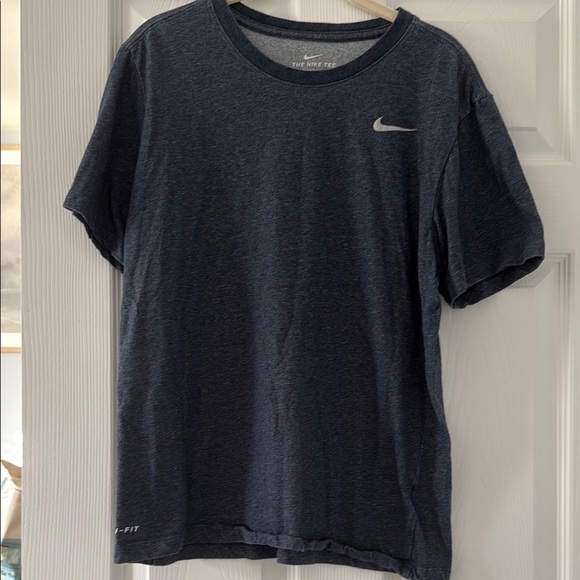 Nike Blue Short Sleeve Tee with Dri-FIT Technology - Picture 1 of 2